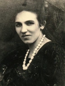 Ehefrau von Willy Töde, Mutter v.Günter Töde